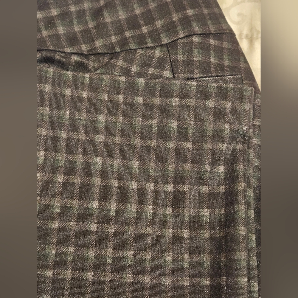 New York & Company 7th Avenue Design Studio - Black Plaid Pants SP